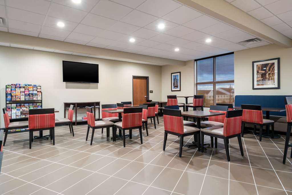 Comfort Inn & Suites Harrisburg Hershey West - photo 41
