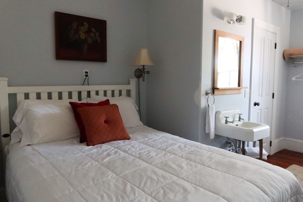 Chalfonte Hotel - photo 10