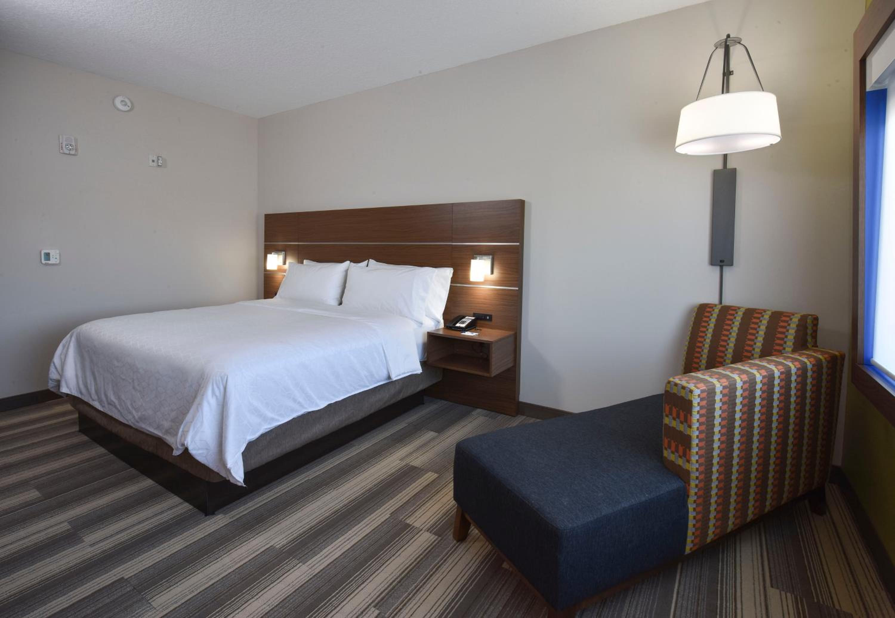 Holiday Inn Express & Suites Orlando Southeast by IHG - photo 58
