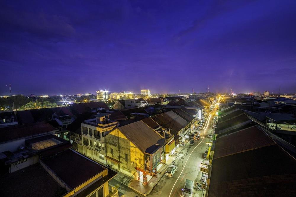 International Hotel — hotel in Battambang
