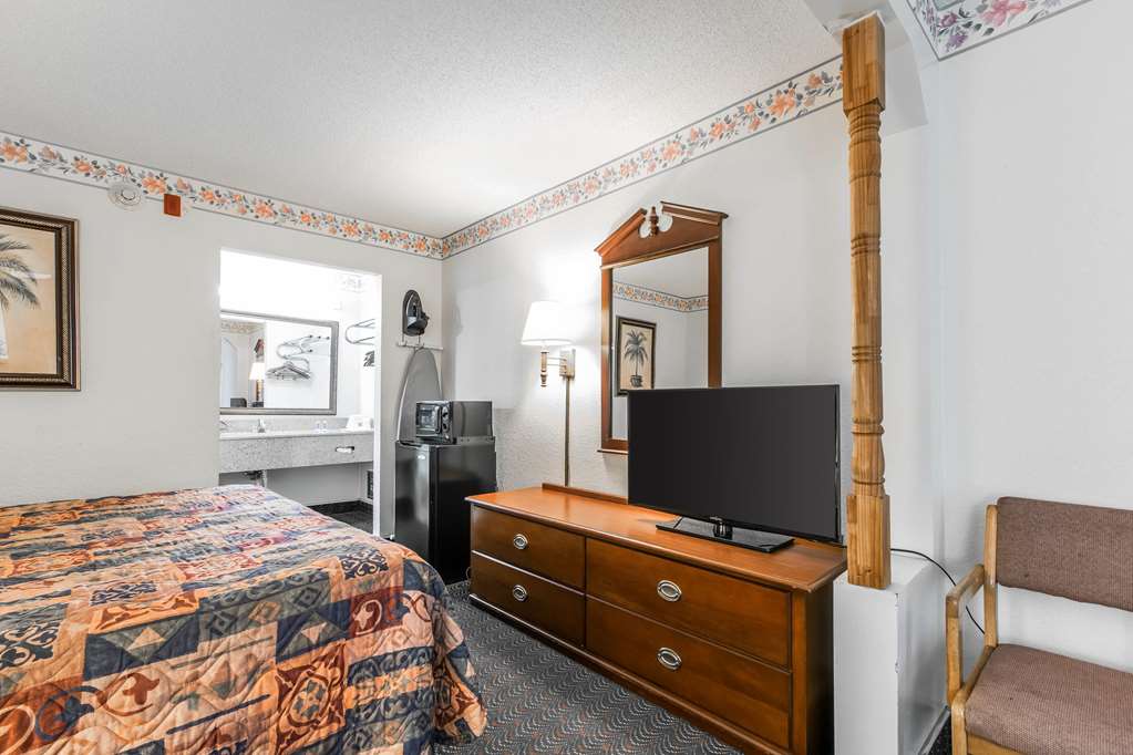 Rodeway Inn Hopkinsville Area - photo 18