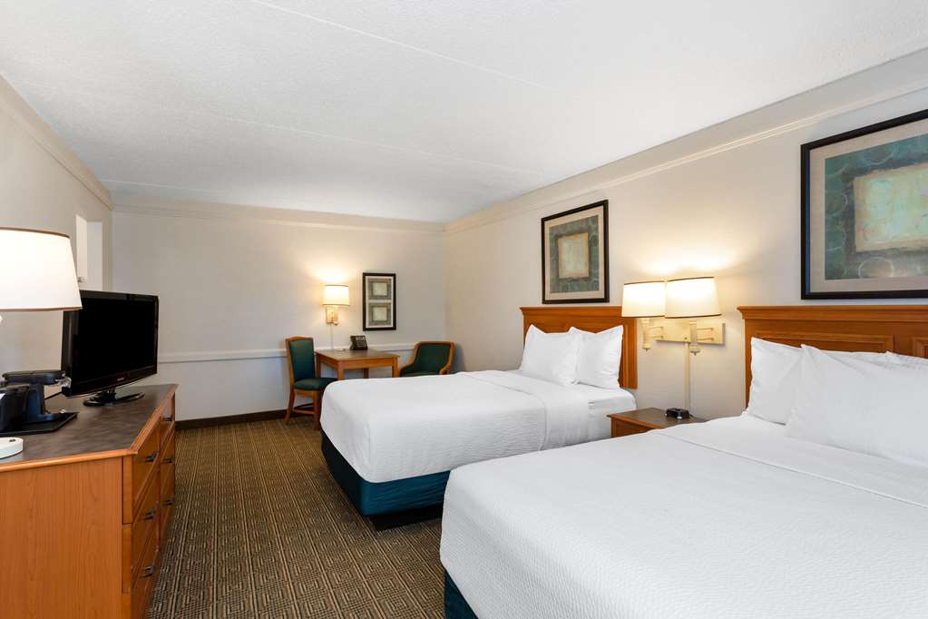 La Quinta Inn by Wyndham Tallahassee North - photo 47