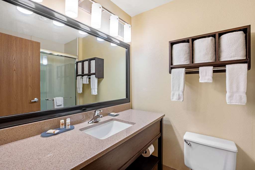 La Quinta Inn & Suites by Wyndham Boise Airport - photo 30