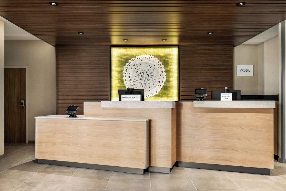 Fairfield Inn & Suites Bethlehem PA - photo 4