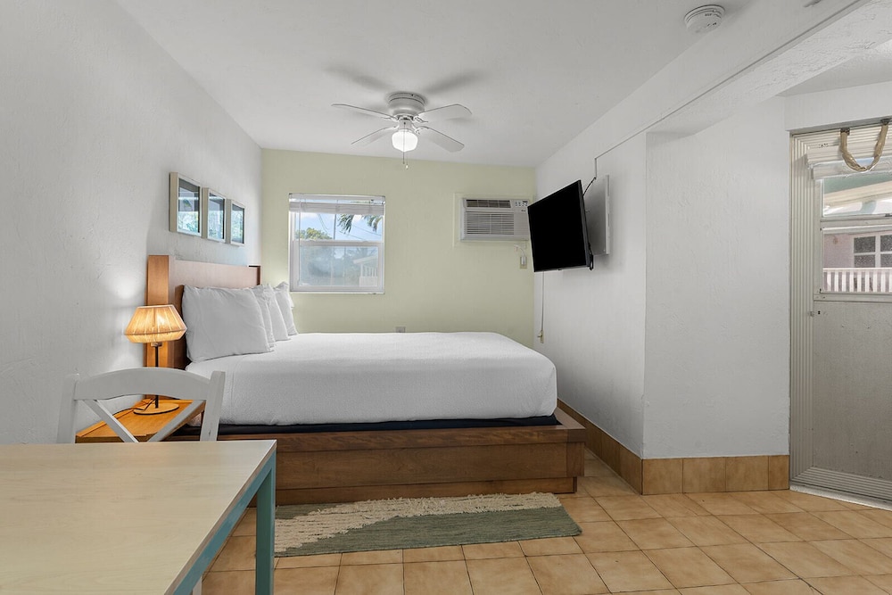 Parmer's Resort - photo 24