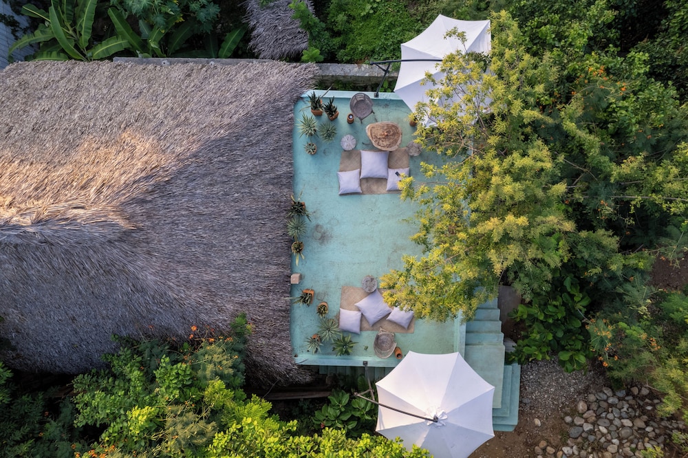 Monte Uzulu Boutique Hotel in Santa Maria Tonameca, Mexico