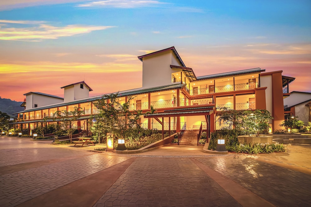 Club Mahindra Assonora Goa — 4-Star Luxury Hotel in Mormugao, India
