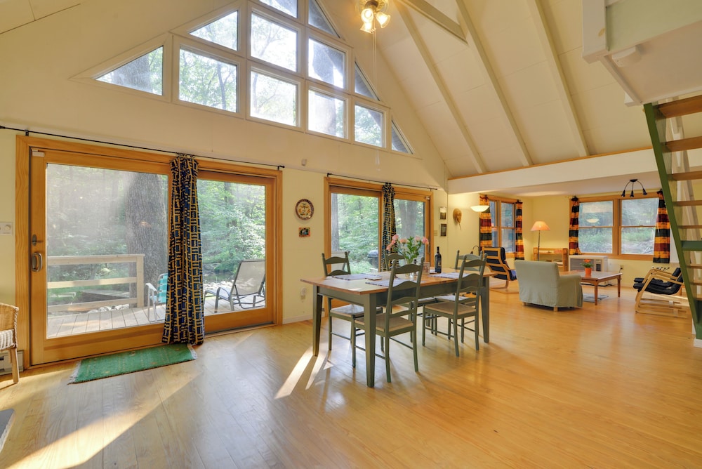 Secluded Stroudsburg Home 5 Mi To Ski Resort - photo 6