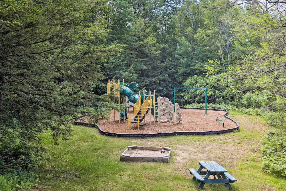 Chic Resort Condo About 1 Mi To Attitash Mountain - photo 20