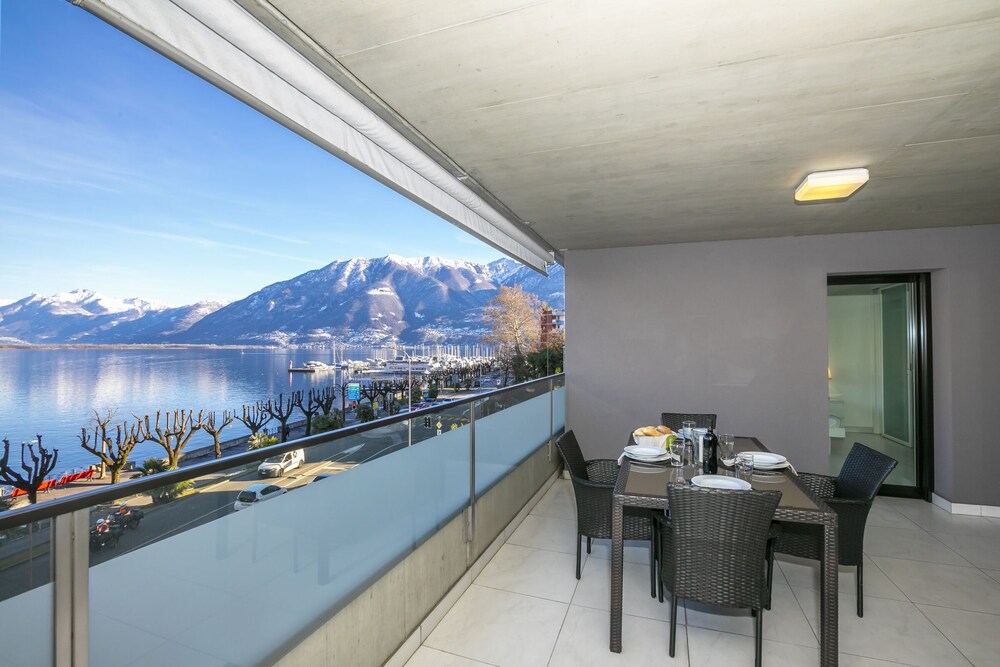 Residenza Vivian 305 A — 4-Star Luxury Hotel in Locarno, Switzerland
