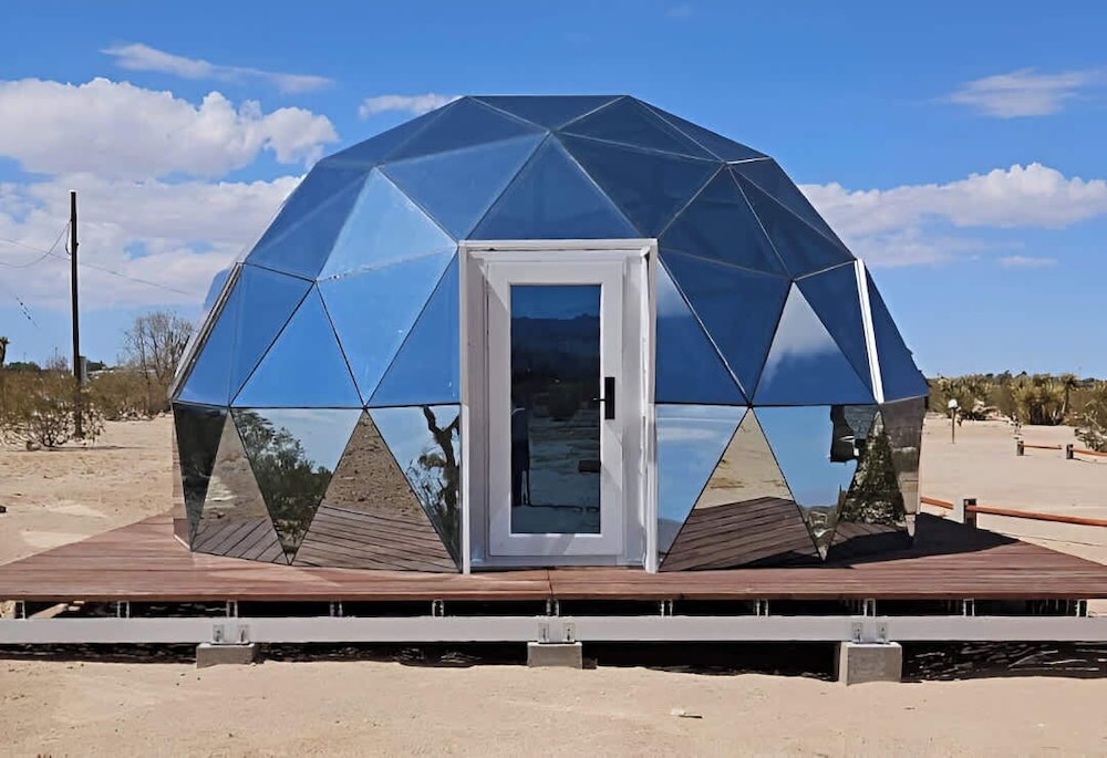 #Marbella Lane Joshua Tree Bubble Dome — 4-Star Luxury Hotel in Joshua Tree, United States