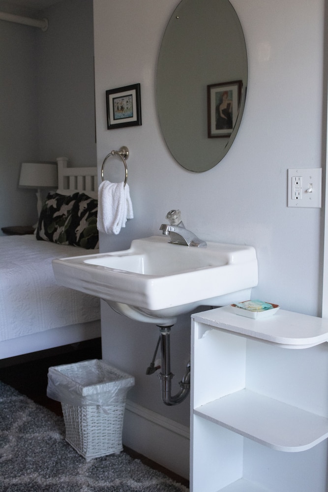 Chalfonte Hotel - photo 3