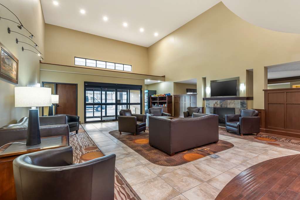 Best Western Plus Grand Island Inn & Suites - photo 10