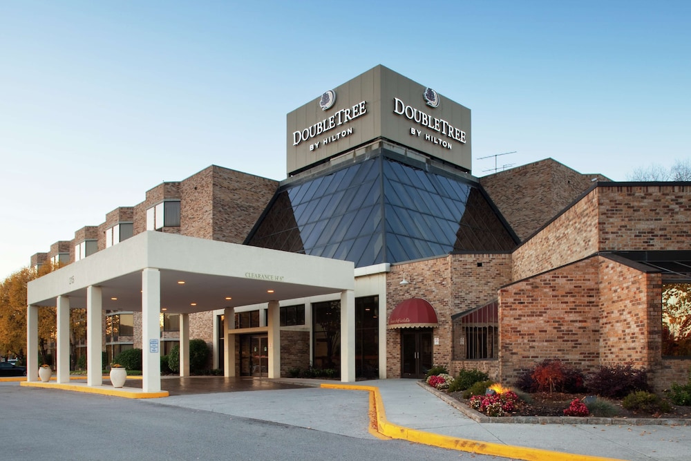 DoubleTree by Hilton Hotel Oak Ridge Knoxville - featured photo