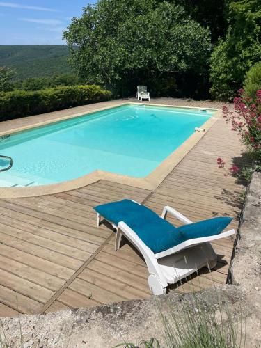 Chant D'Etoiles - carbon neutral hotel in Unknown City