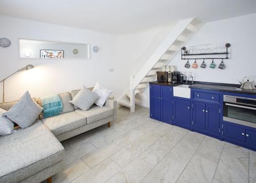 Host & Stay Harbour Cottage