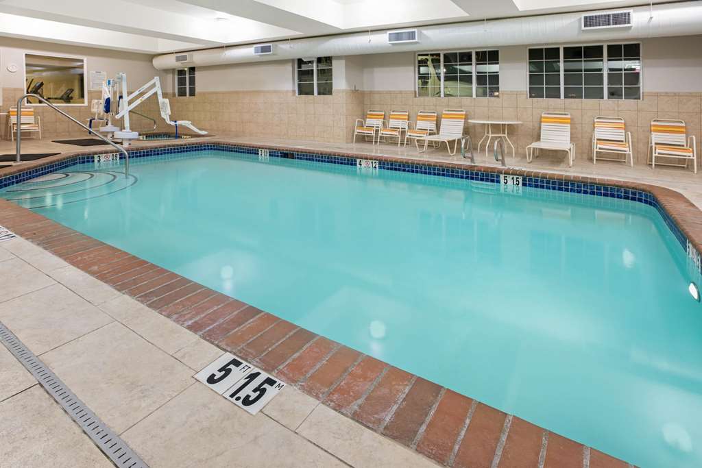 La Quinta Inn & Suites by Wyndham Bellingham - photo 21