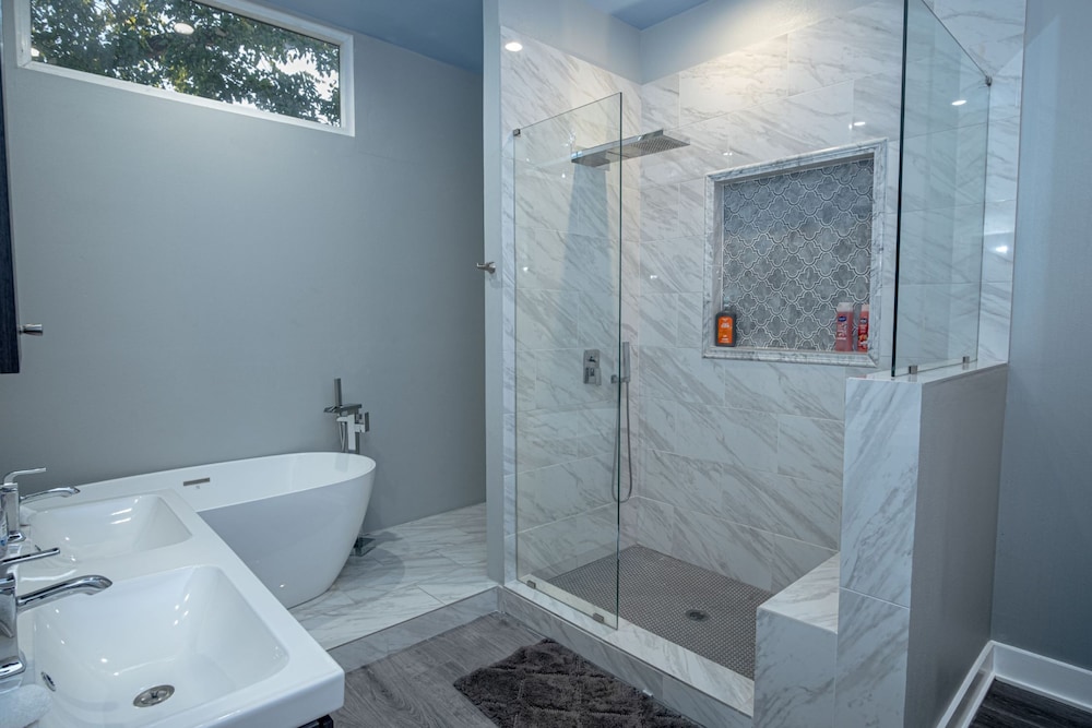 Prosperity Place Remodeled 3br 2ba Near Downtown - photo 21