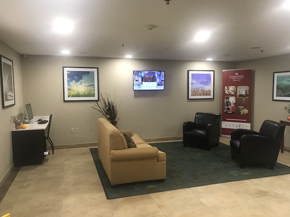 Candlewood Suites Kansas City Speedway by IHG - photo 26