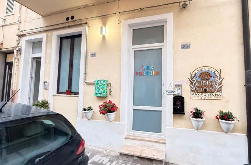 Max Fortuna in Ragusa, Italy