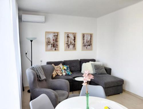 visit baltic Rybaki Apartament z sypialnią i balkonem — 4-Star Luxury Hotel in Swinoujscie, Poland