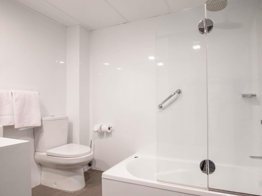 ibis Styles Mt Isa Verona Hotel — 4-Star Luxury Hotel in Mount Isa, Australia