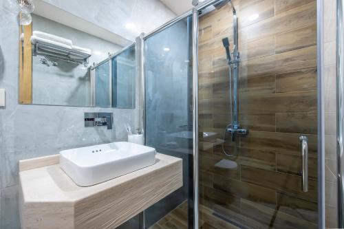Metekhi Boutique Hotel