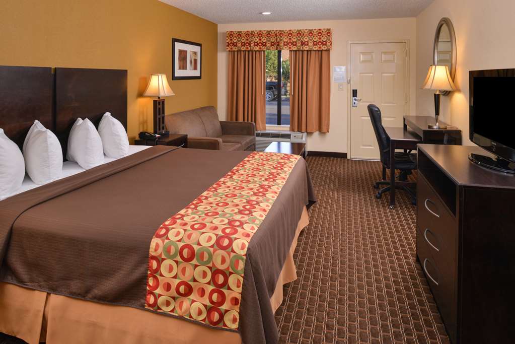 Americas Best Value Inn Tupelo Barnes Crossing - photo 9