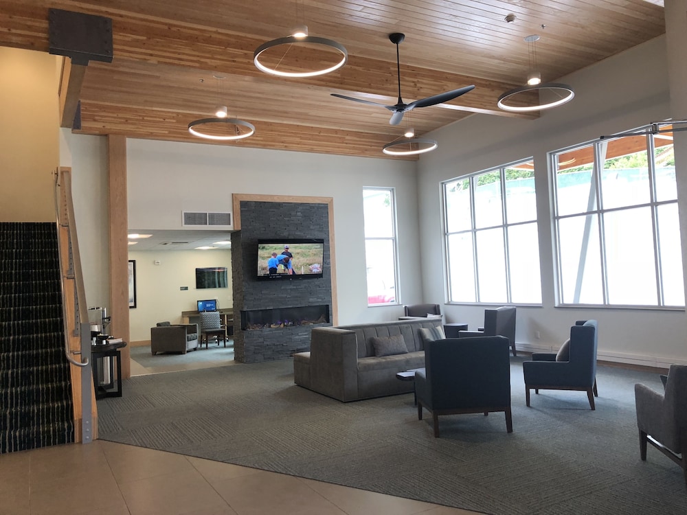 Kodiak Compass Suites - photo 3