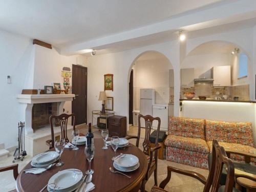 Villa Balarin Five Bedroom Holiday Home with Terrace and City View — 4-Star Luxury Hotel in Bol, Croatia