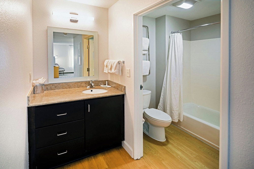 Towneplace Suites by Marriott Broken Arrow - photo 38