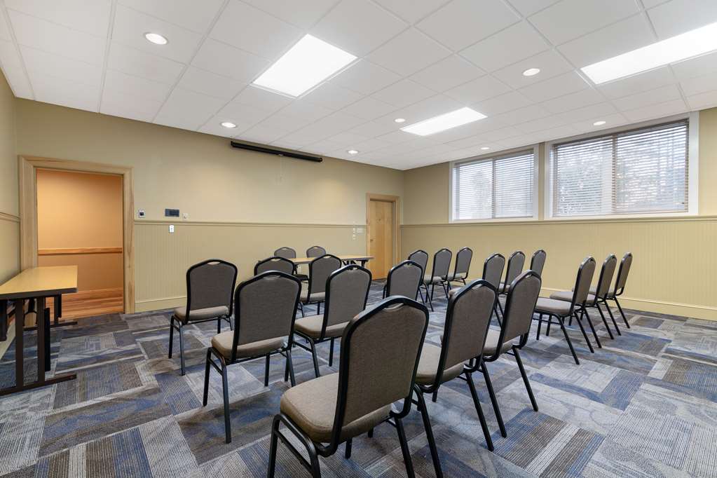 Best Western Plus Windjammer Inn & Conference Center - photo 64