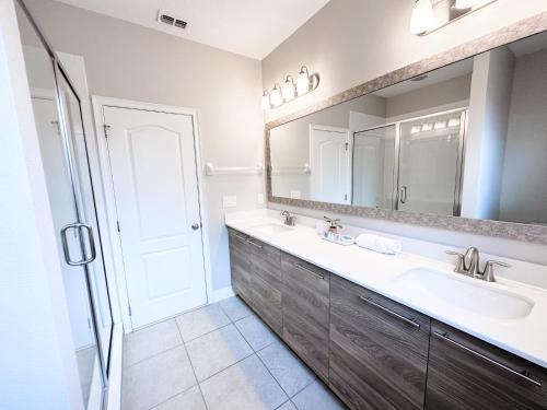 Balmoral Resort 195al 3 Bedroom Home by RedAwning - photo 19
