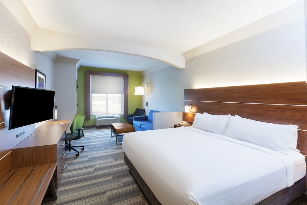 Holiday Inn Express & Suites Houston Memorial Park Area by IHG - photo 8
