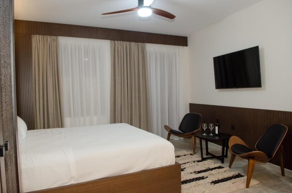Leone Suites — Nafpaktos — photo 4