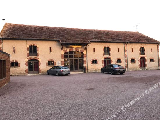 La Ferme Intention - carbon neutral hotel in Unknown City