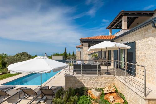 Villa Allingas — 4-Star Luxury Hotel in Visignano, Croatia