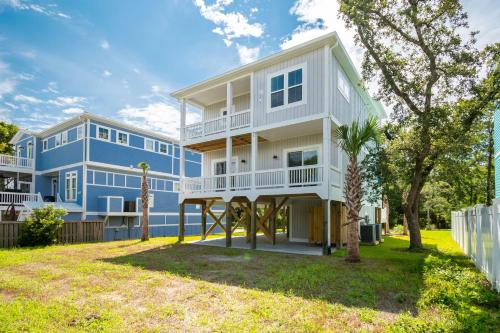 Paradise Pointe by Oak Island Accommodations - photo 26