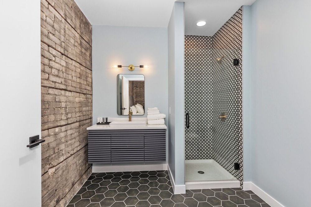 BlueJay Hotel - photo 18