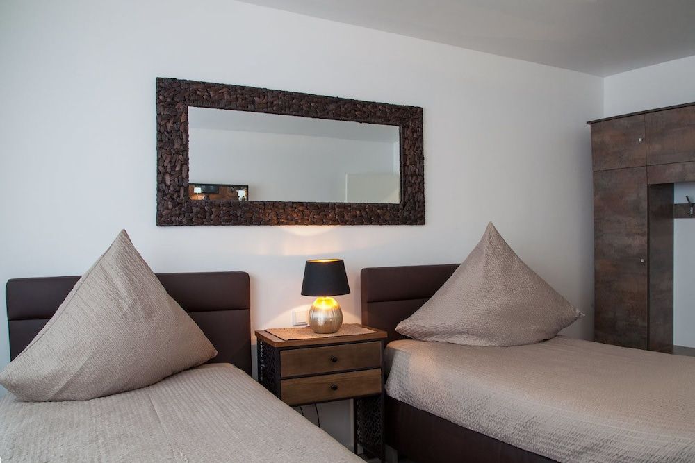 Luxusappartement Die Hotelalternative — 4-Star Luxury Hotel in Solingen, Germany