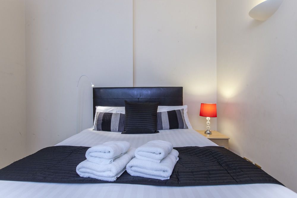 Club Living Barbican Apartments — 4-Star Luxury Hotel in London, United Kingdom