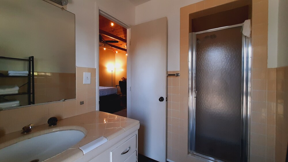 Sherwood Arms Motel - photo 48