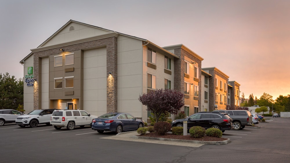 Holiday Inn Express & Suites Hood River by IHG - photo 62