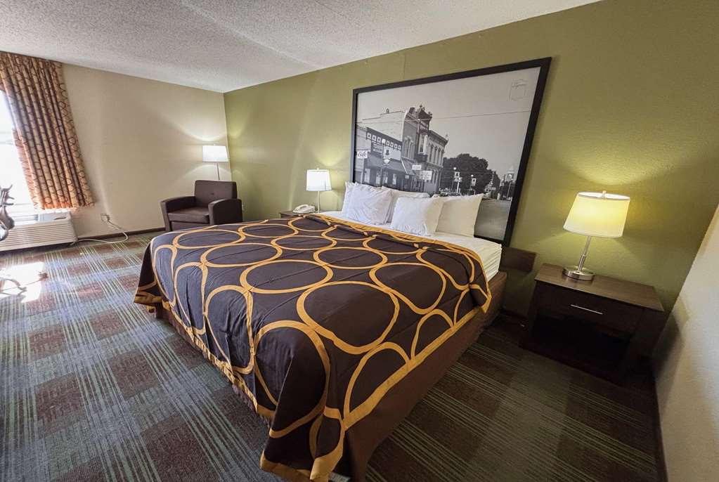 Super 8 by Wyndham Lincoln - photo 8