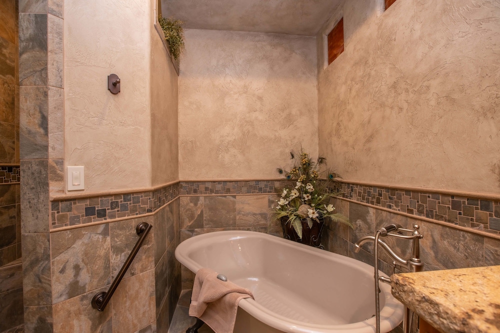 Cougar Ridge Resort LLC - photo 86