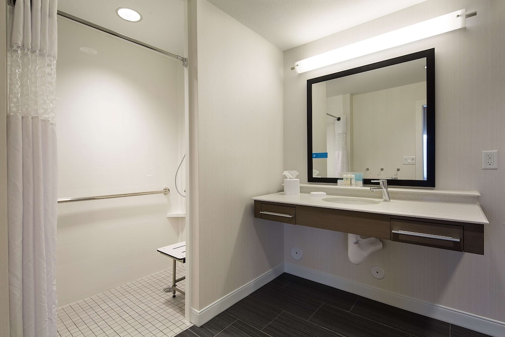 Hampton Inn & Suites Page Lake Powell - photo 19