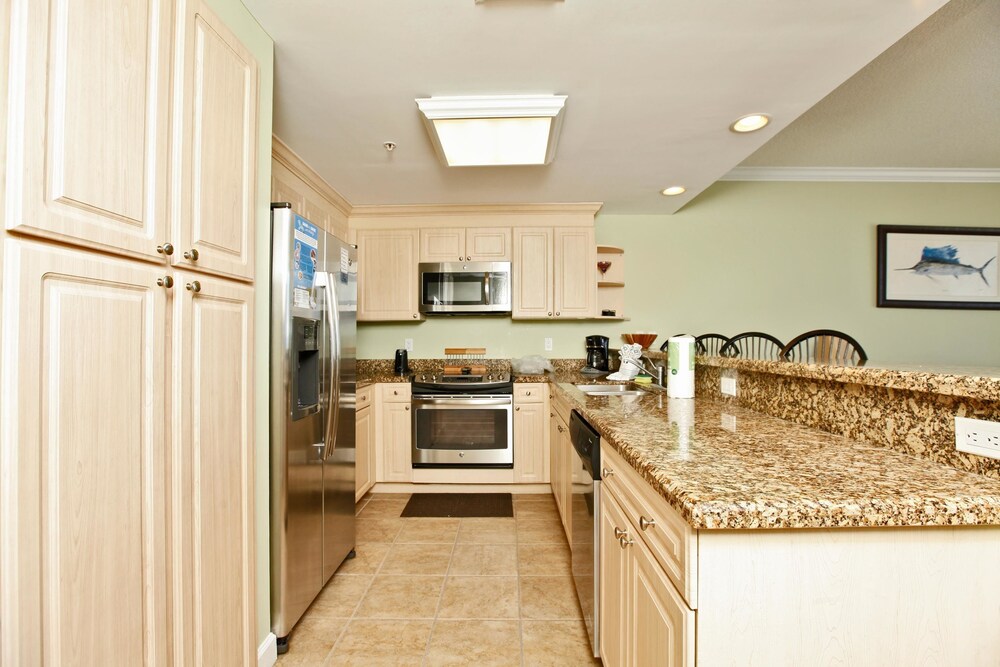 Boardwalk Beach Resort by Panhandle Getaways - photo 28