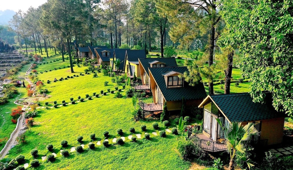 Phoenix Mộc Châu Resort in Moc Chau, Vietnam