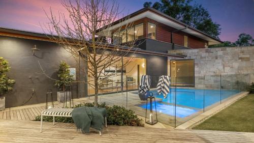Hunter Villa The Vintage — 4-Star Luxury Hotel in Pokolbin, Australia