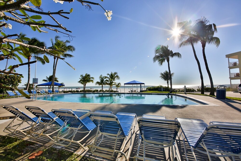 The Neptune Resort - photo 32